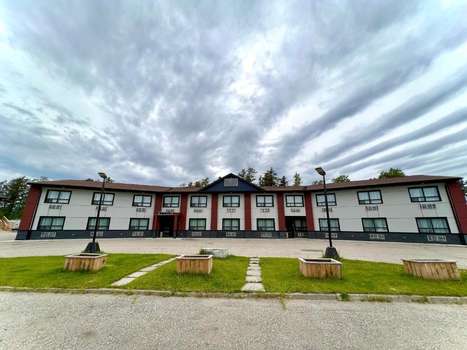 www.hwy17hotel.com