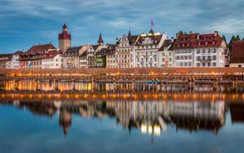 www.desalpes-luzern.ch