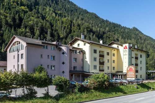 www.alpina-schiers.ch