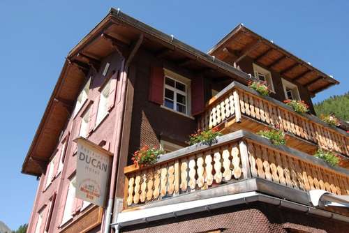 www.hotelducan.ch