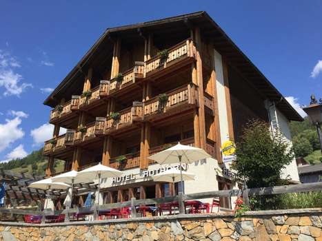 www.hotel-rothorn.ch