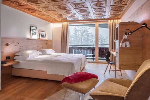 www.hotel-allalin.ch