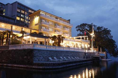 www.yachtsport-resort.com