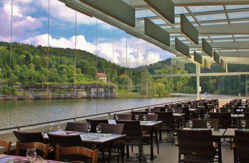 www.rives-du-doubs.ch