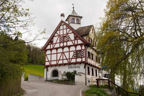 www.falkenburgsg.ch