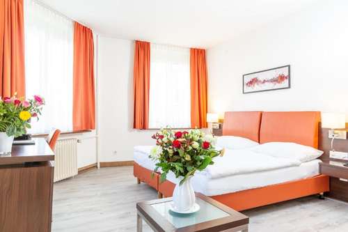 www.rheinfelderhof.ch