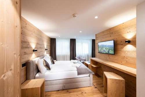 www.posthotelvalbella.ch