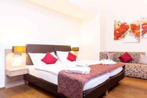 www.hotel-alexander-basel.ch