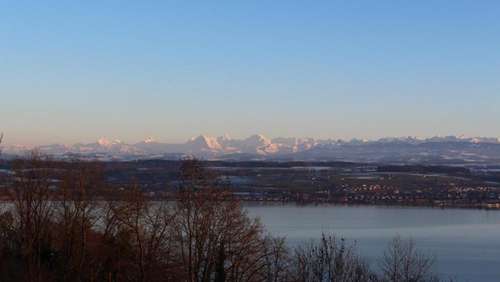 www.hotelmontvully.ch