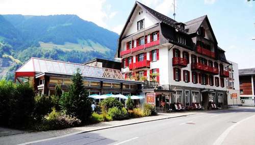 www.hotellowen.ch