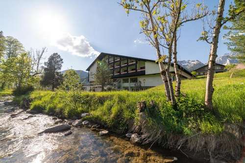 www.bergundbett.ch