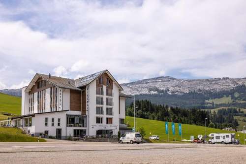 www.hotel-rischli.ch