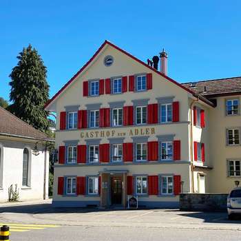 www.hoteladlerbauma.ch