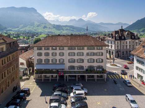 www.wysses-roessli-schwyz.ch
