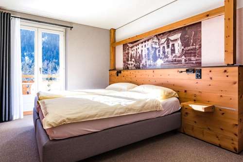 www.hotelglacier.ch