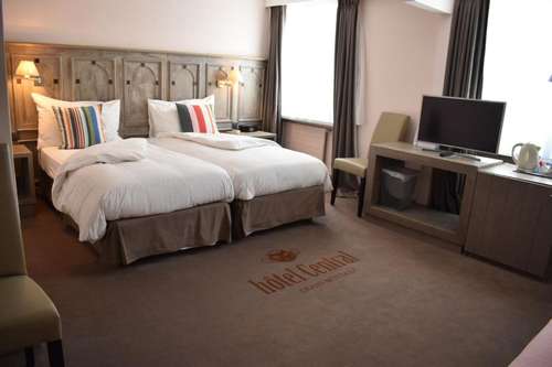 www.lhotelcentral.ch
