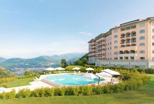 www.resortcollinadoro.com