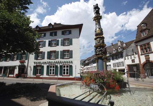 www.hotel-spalenbrunnen.ch