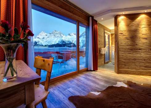www.arosa-vetter-hotel.ch