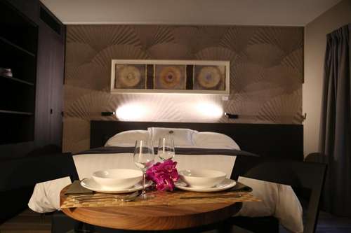 www.hotelsancarlolugano.ch
