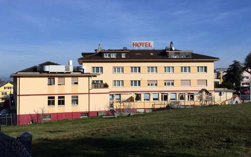 www.escale-hotel.ch
