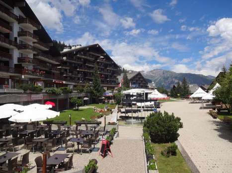 www.hoteldesmasques.com