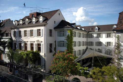 www.teufelhof.com