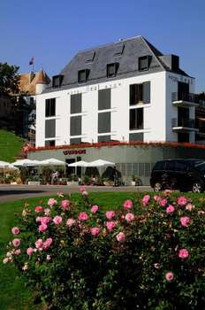 www.hotelrealnyon.ch