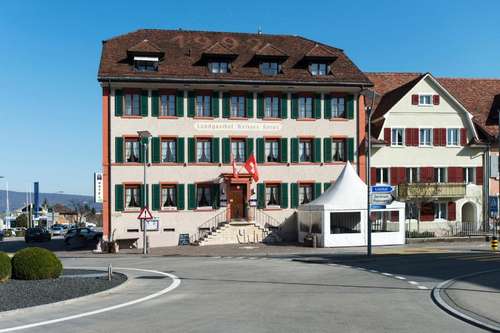 www.kreuz-breitenbach.ch