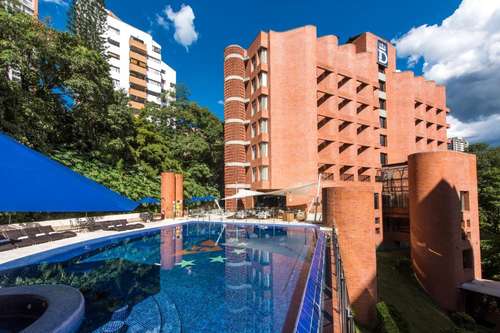 www.hoteldanncarltonbelfort.com