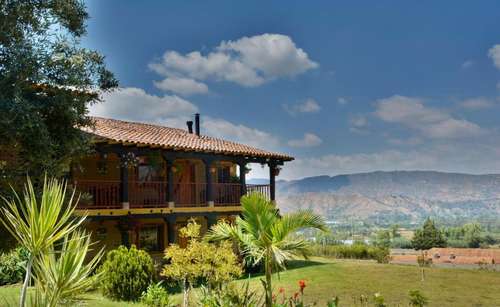 www.hotelcasadeadobe.com