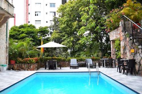 www.hotelsteincolonial.com