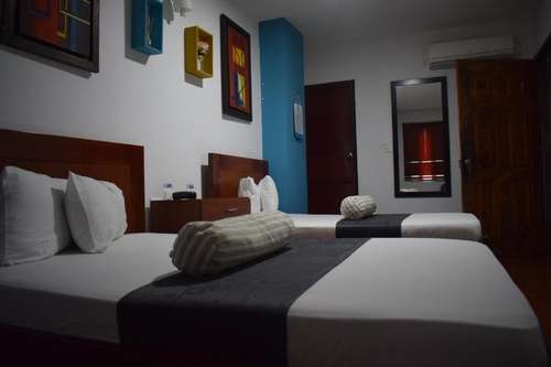 www.hotelbrisasdecalima.com