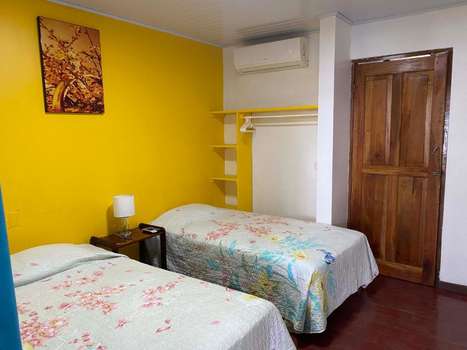 www.hotelpezgallo.com