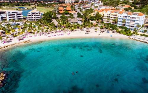 www.baysidecuracao.com