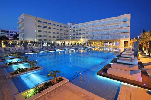www.nestorhotel.com.cy
