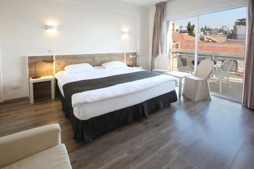 www.centrumhotelcyprus.com