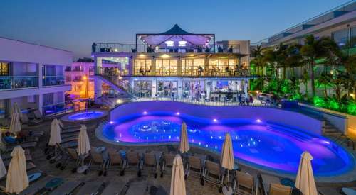 www.tasiaoasishotel.com