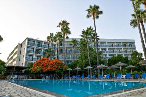 www.veronicahotel.com.cy