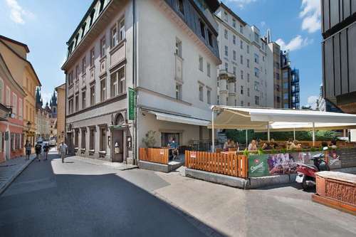 www.hotelroyalesprit.cz