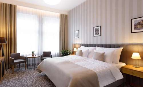 www.hotelschwaiger.cz