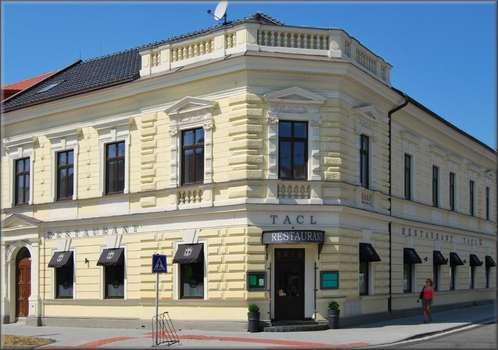 www.hoteltacl.cz