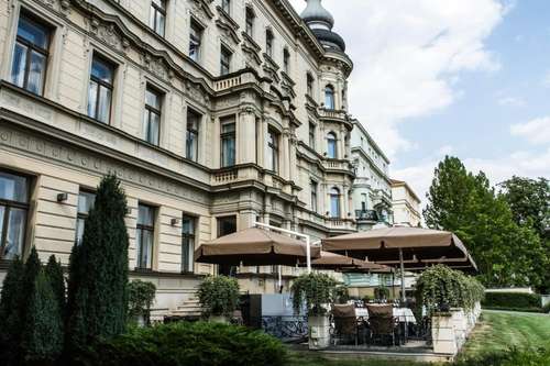 www.lepalaishotel.eu