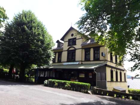www.hotelhubert.eu