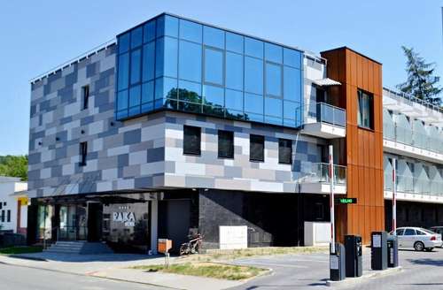 www.hotelrajka.cz