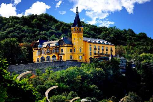 www.hotelvetruse.cz
