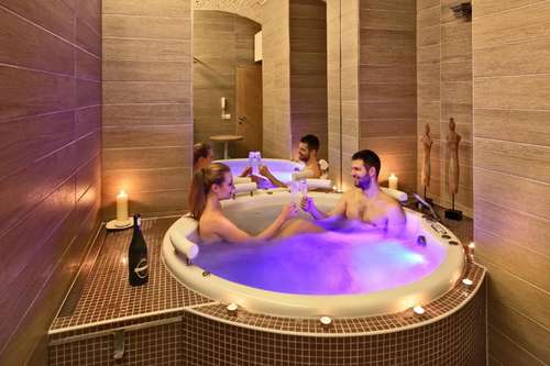 www.absolutumhotel.cz
