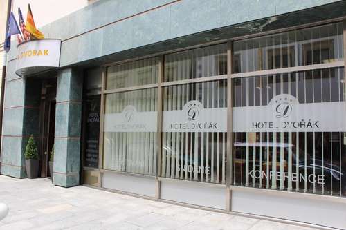 www.hoteldvorakcb.cz