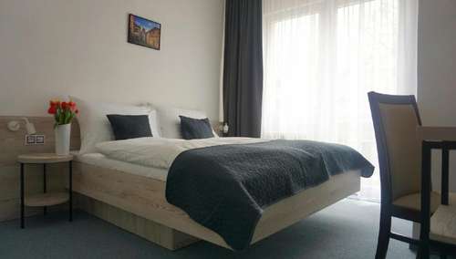 www.hotelmetropolcb.cz