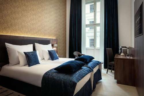 www.michelangelograndhotel.com
